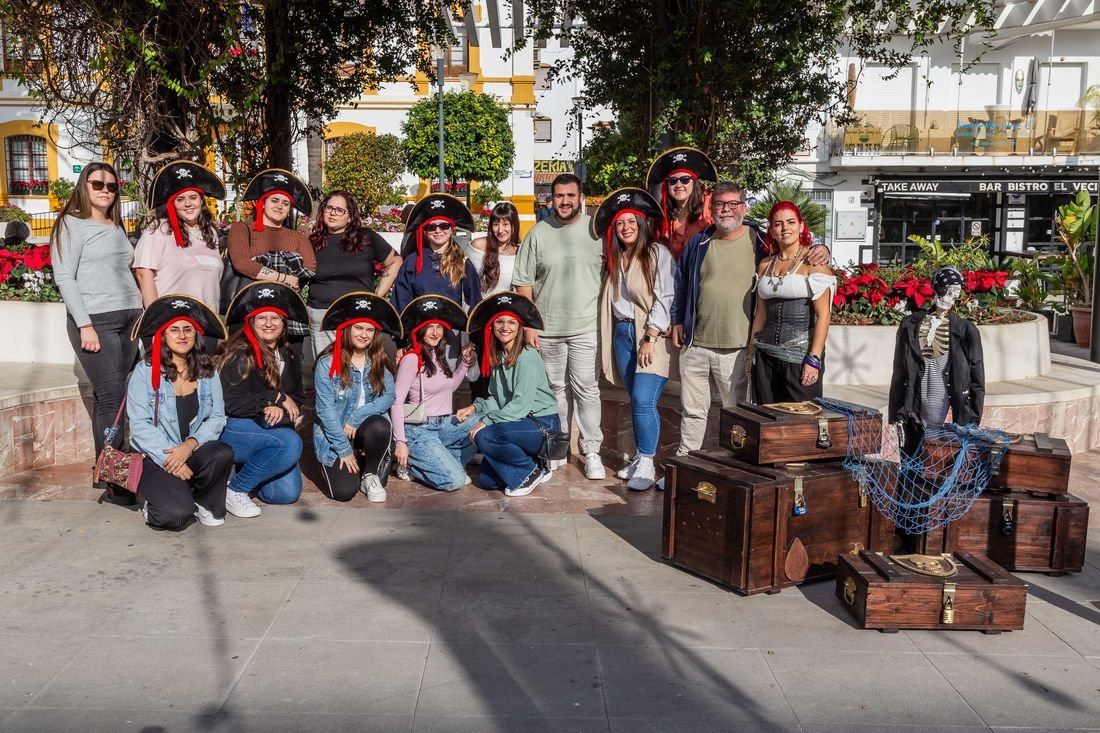 Celebraciones en Marbella · escape room — grupo piratas baules
